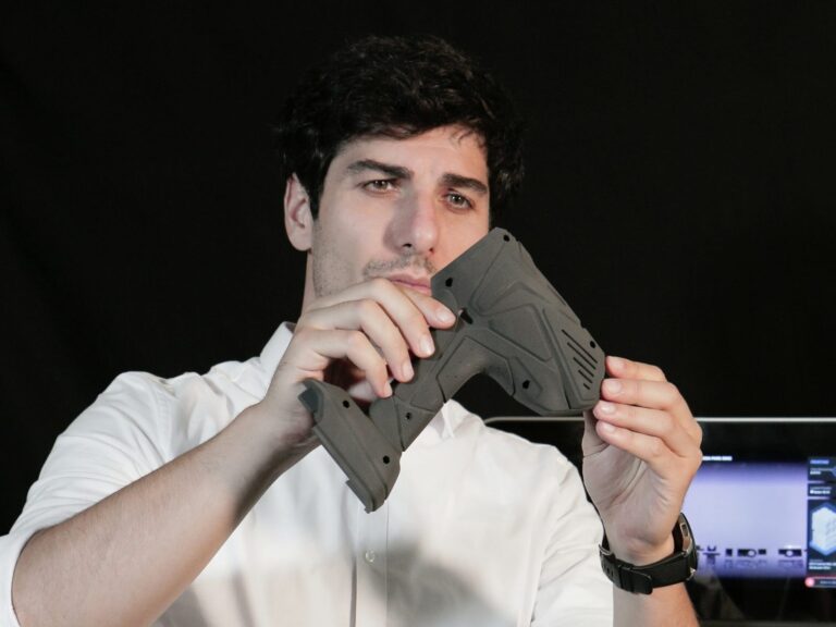 Funkční výtisk z práškového nylonu na 3D tiskárně Formlabs Fuse 1